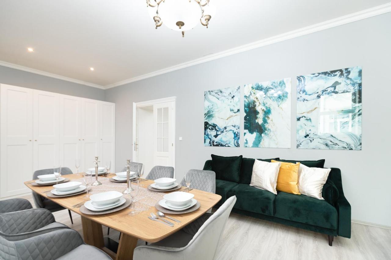 Luxury 150m2 On Wencelas Square With Private Garage Apartmán Praha